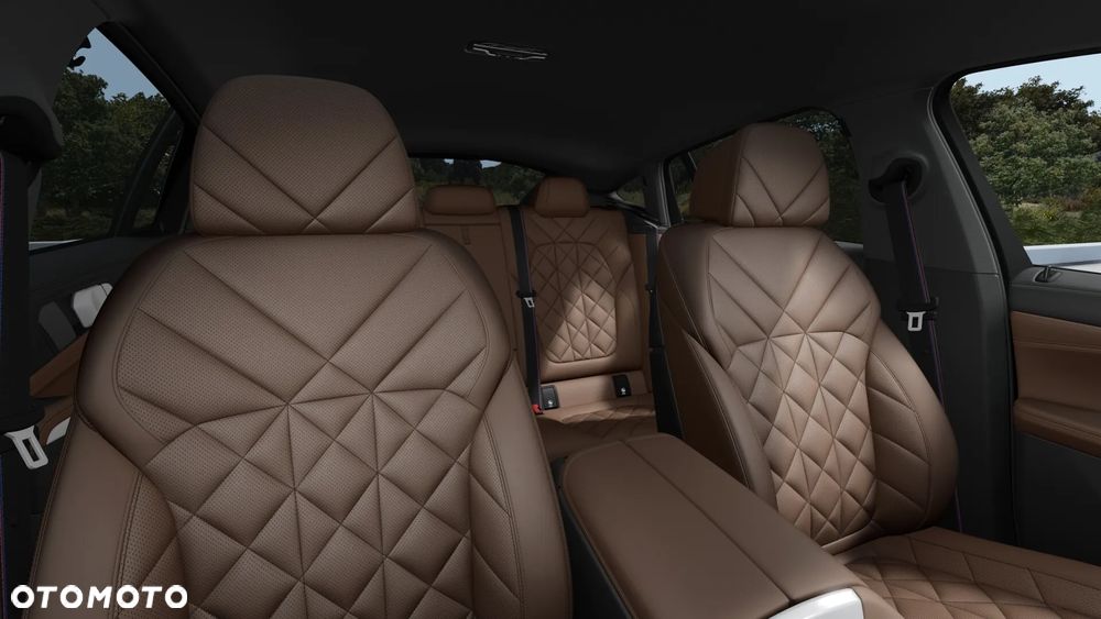 BMW X6 xDrive30d - 11