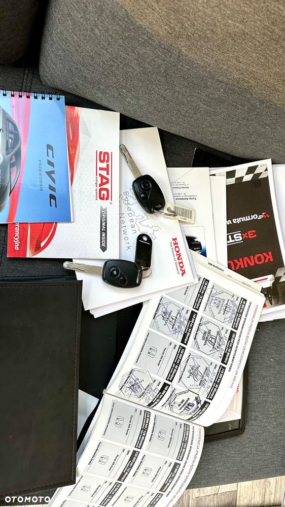 Honda Civic 1.8 Comfort - 33