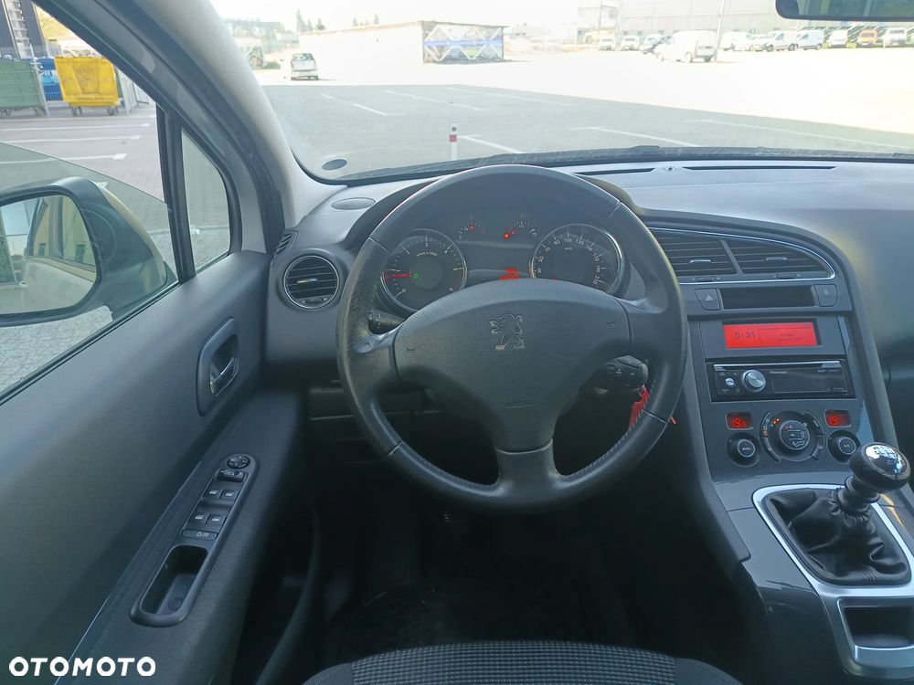 Peugeot 5008 HDI FAP 150 Active - 11