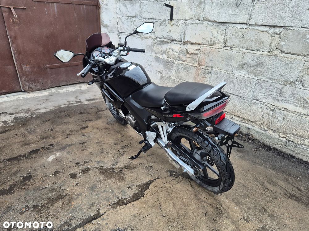 Honda CBR - 12