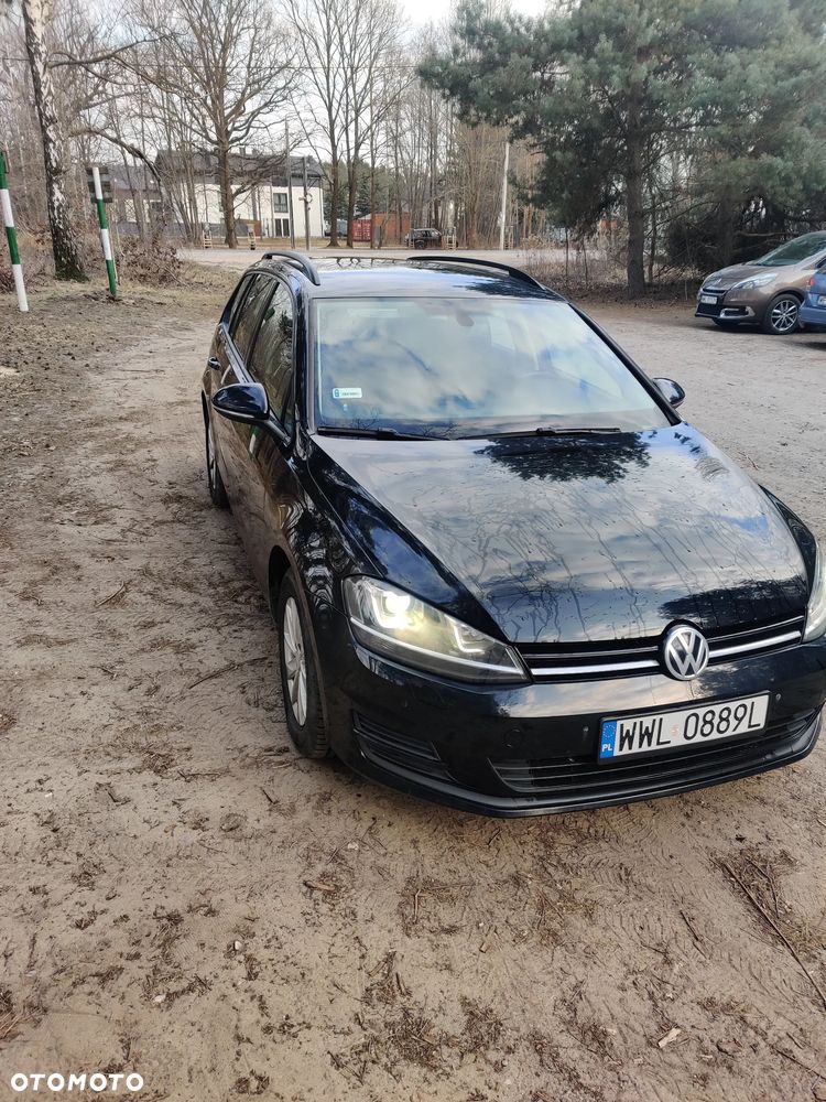 Volkswagen Golf 1.6 TDI DPF BlueMotion - 10