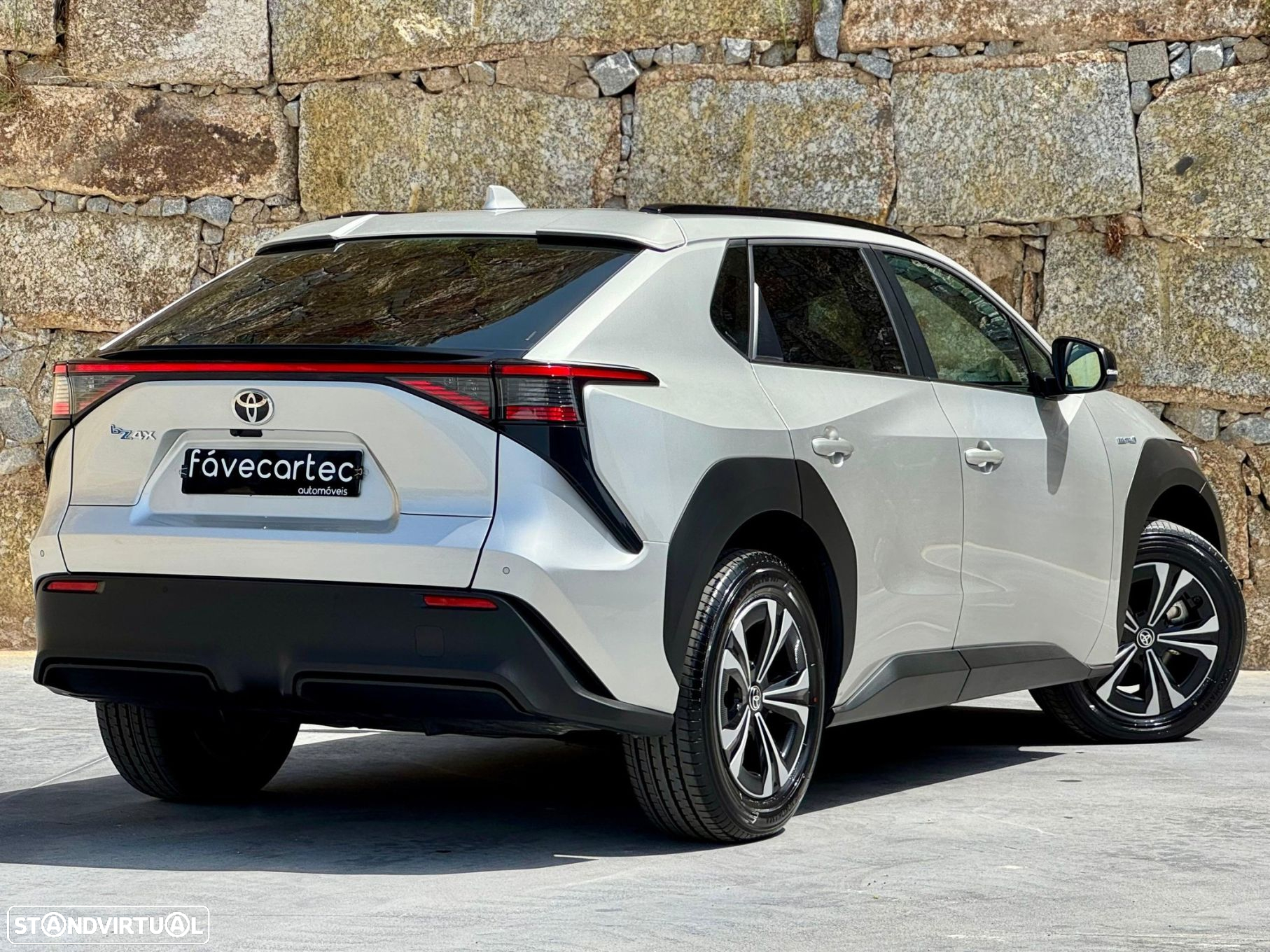 Toyota bZ4X 71,4 kWh Exclusive - 13