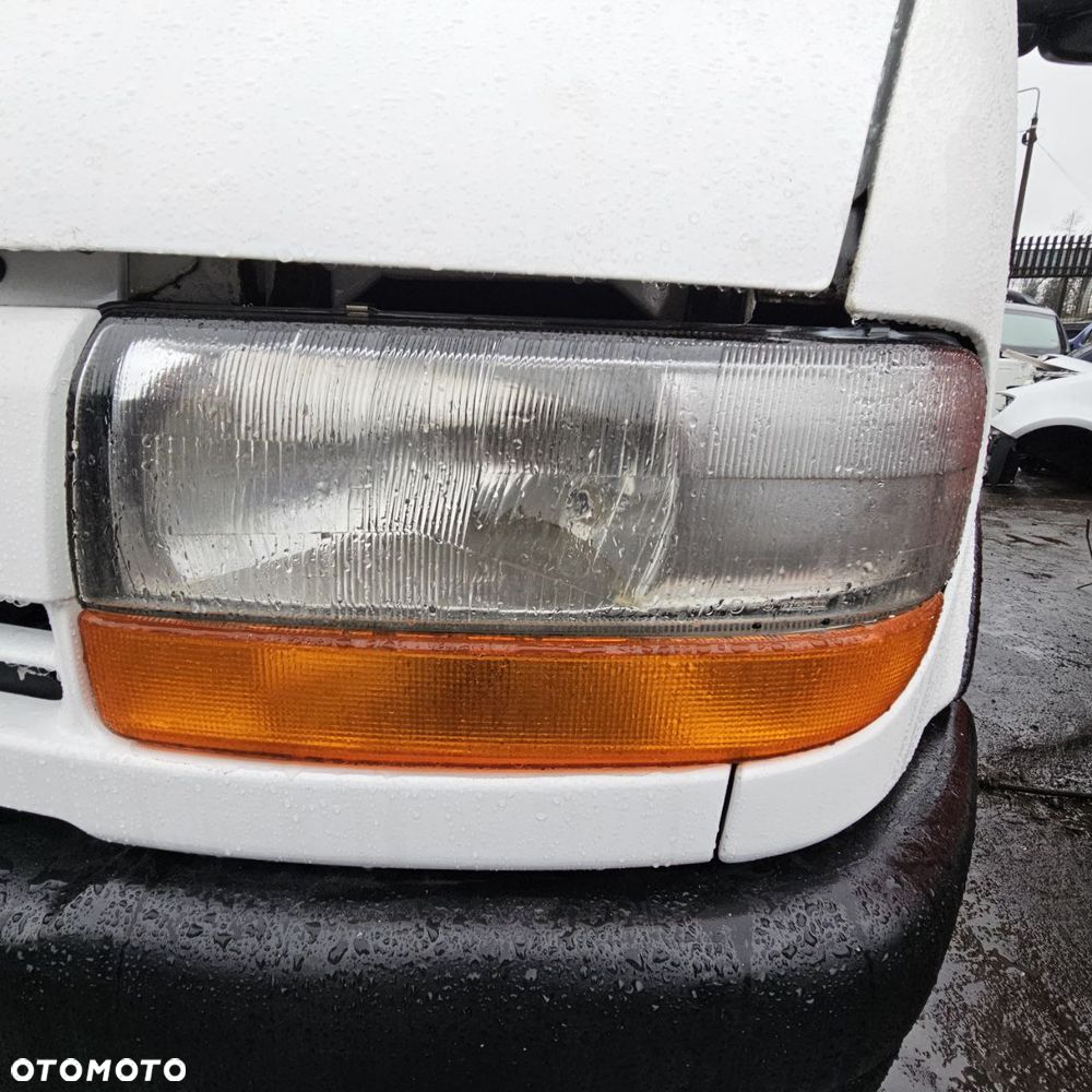 Renault Master II  (lak. 0389) pojazd na części: maska, zderzak, drzwi, szyby, lusterka, chłodnica - 23
