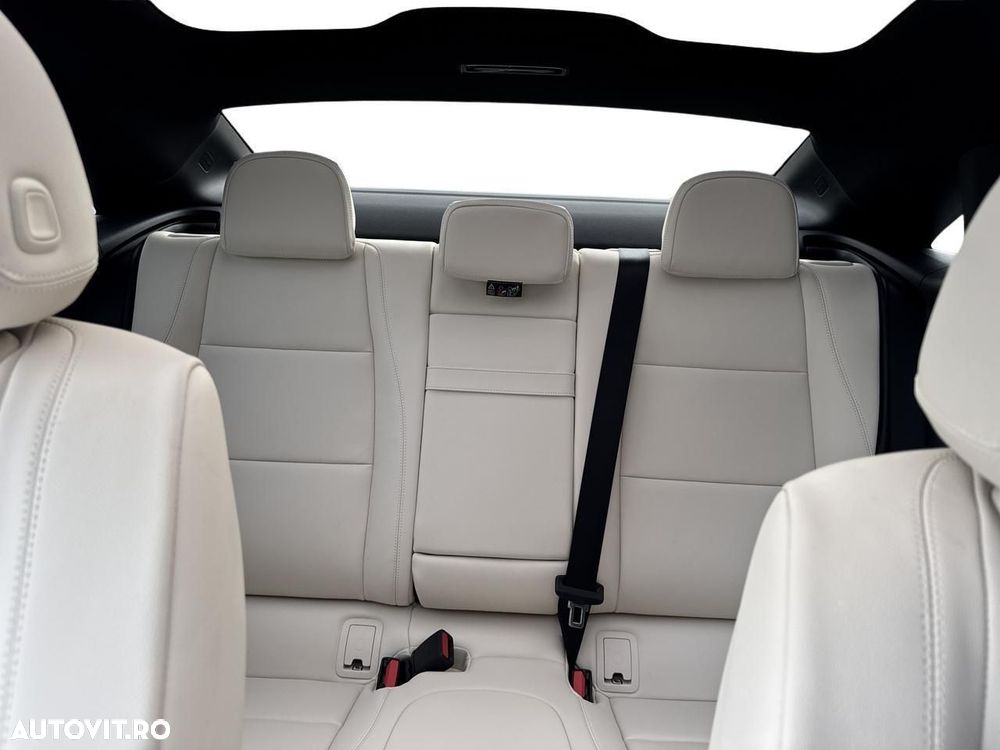 Mercedes-Benz CLA - 14