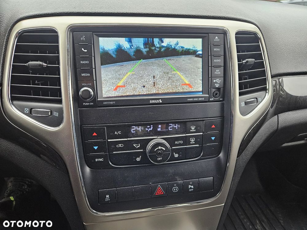 Jeep Grand Cherokee - 8