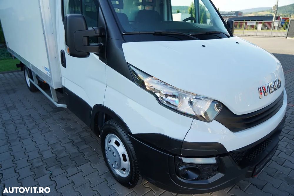 Iveco 35-160 / CONTAINER - 4,3 M / platformă elevatoare SORENSEN - 750 KG / MANUALĂ / IMPORTATĂ / EURO 6 - 9