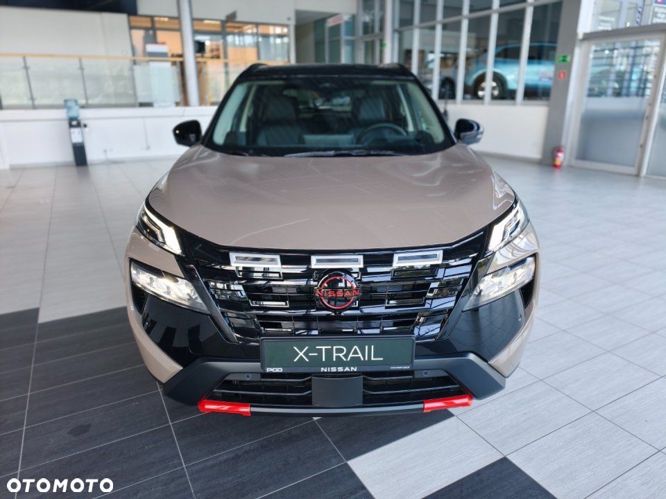 Nissan X-Trail - 8