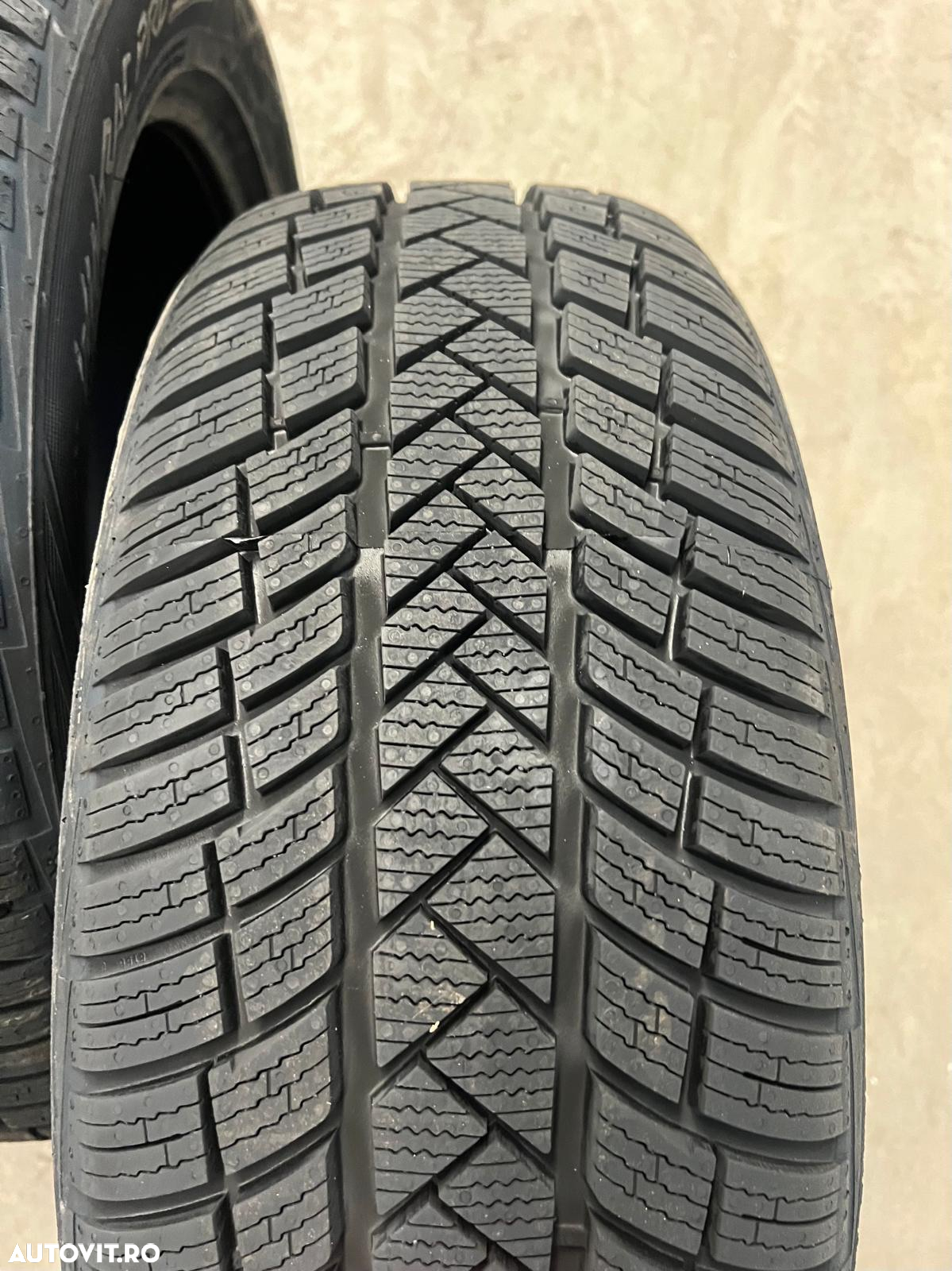 Vând 4 anvelope 215/55/17 vredestein de iarnă noi - 3
