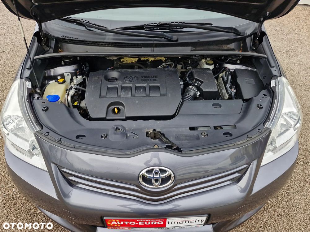 Toyota Verso 09-13 - 28