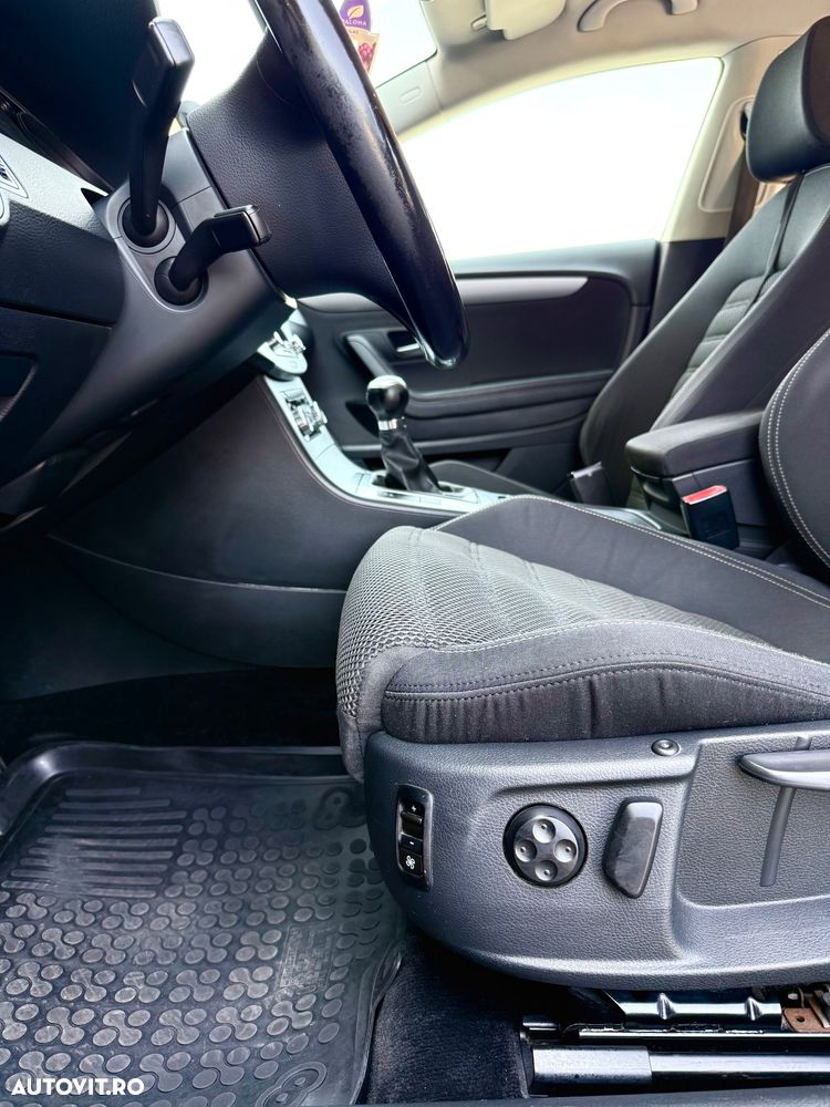 Volkswagen Passat CC - 9