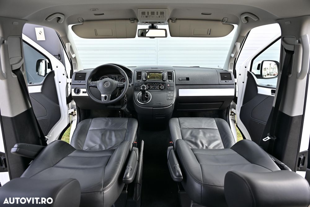 Volkswagen Multivan - 31