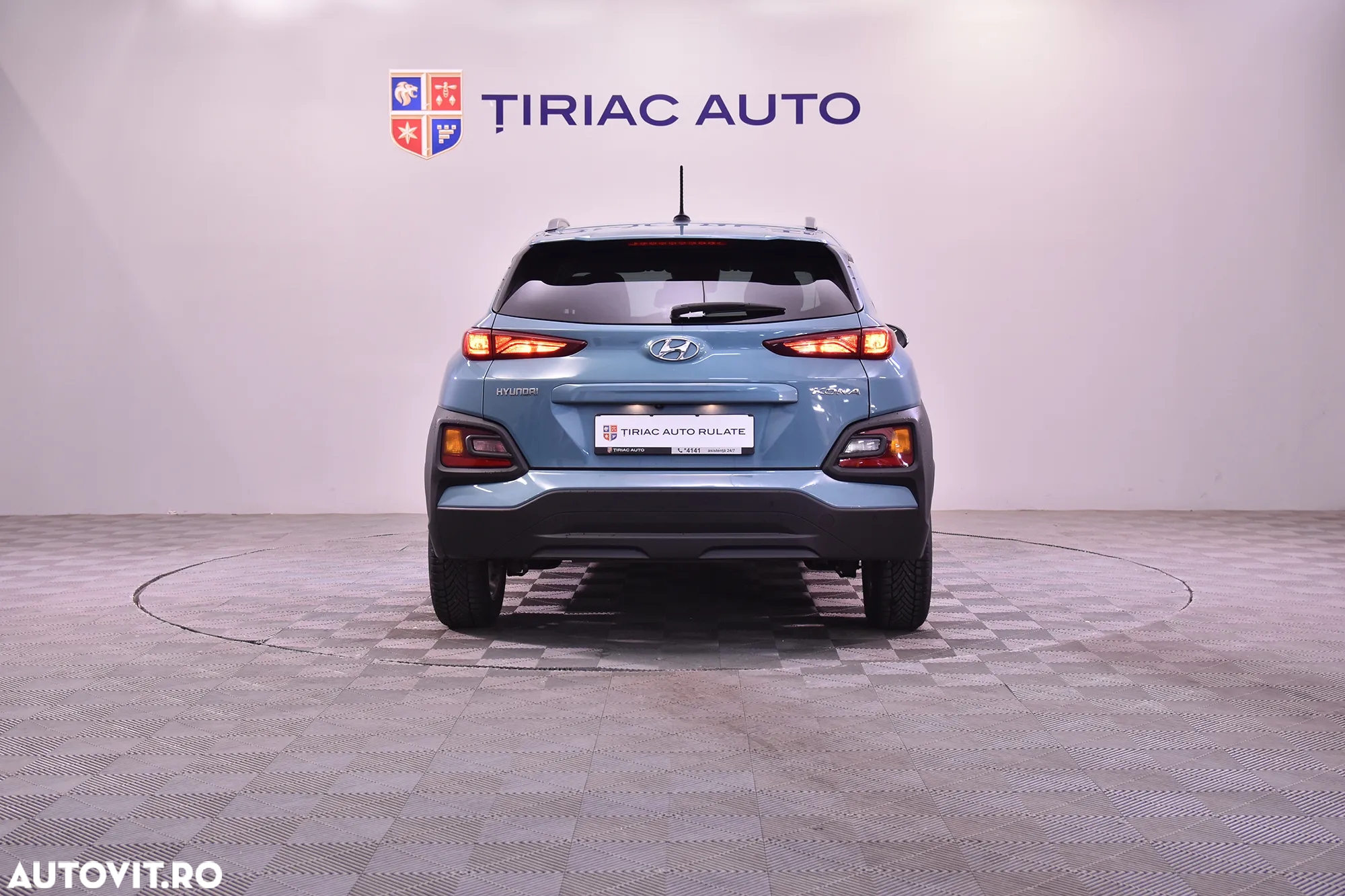 Hyundai KONA - 4
