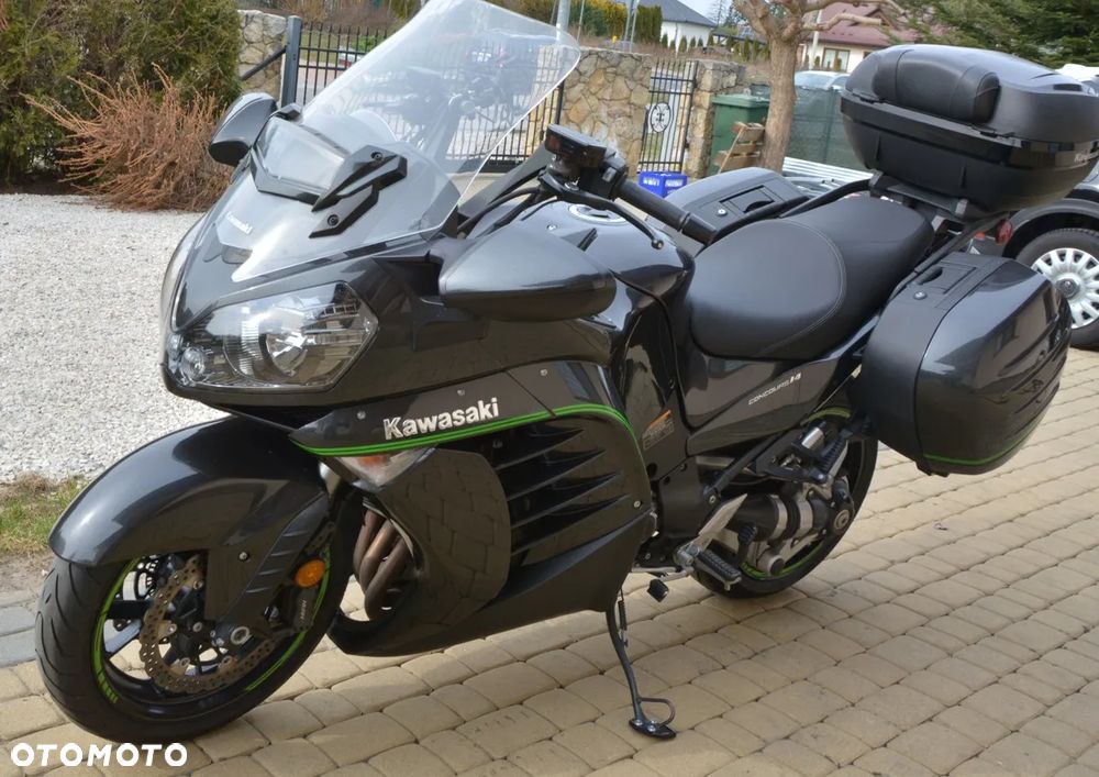 Kawasaki GTR - 1