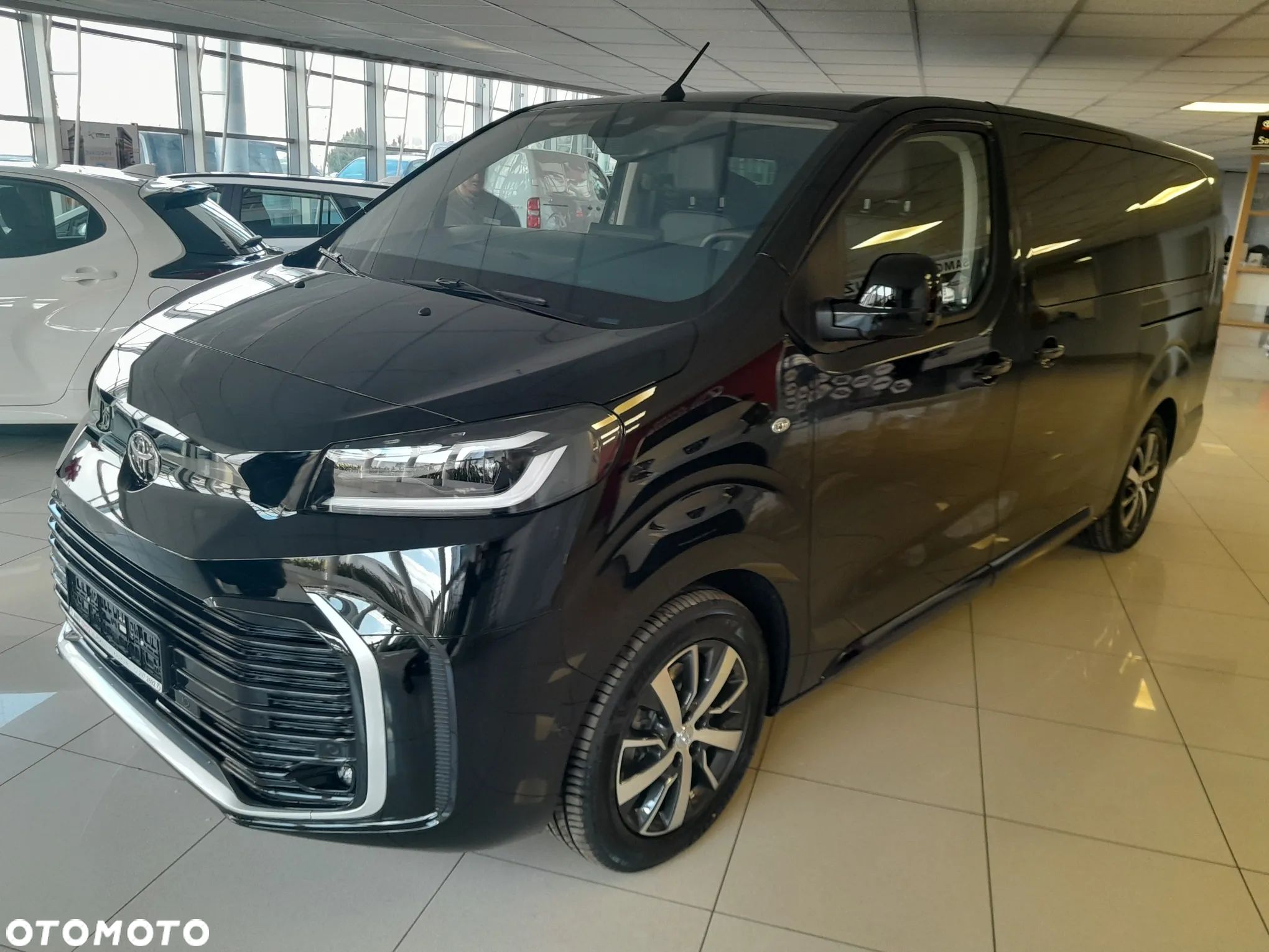 Toyota Proace Verso 2.0 D4-D Long VIP - 1