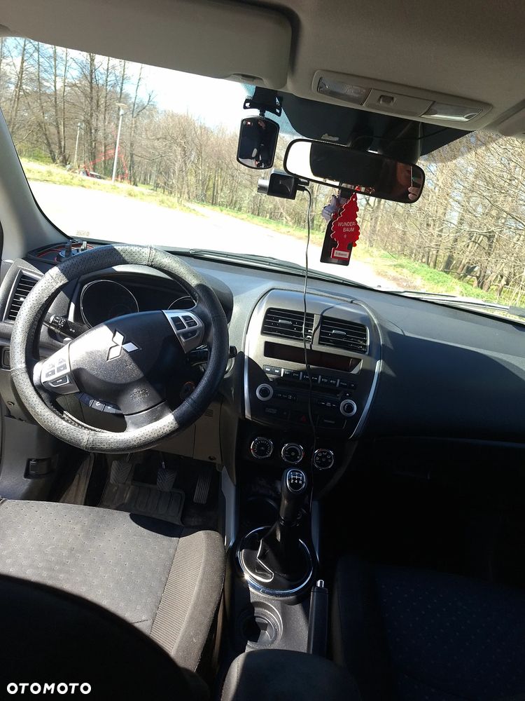 Mitsubishi ASX 1.6 Inform - 14