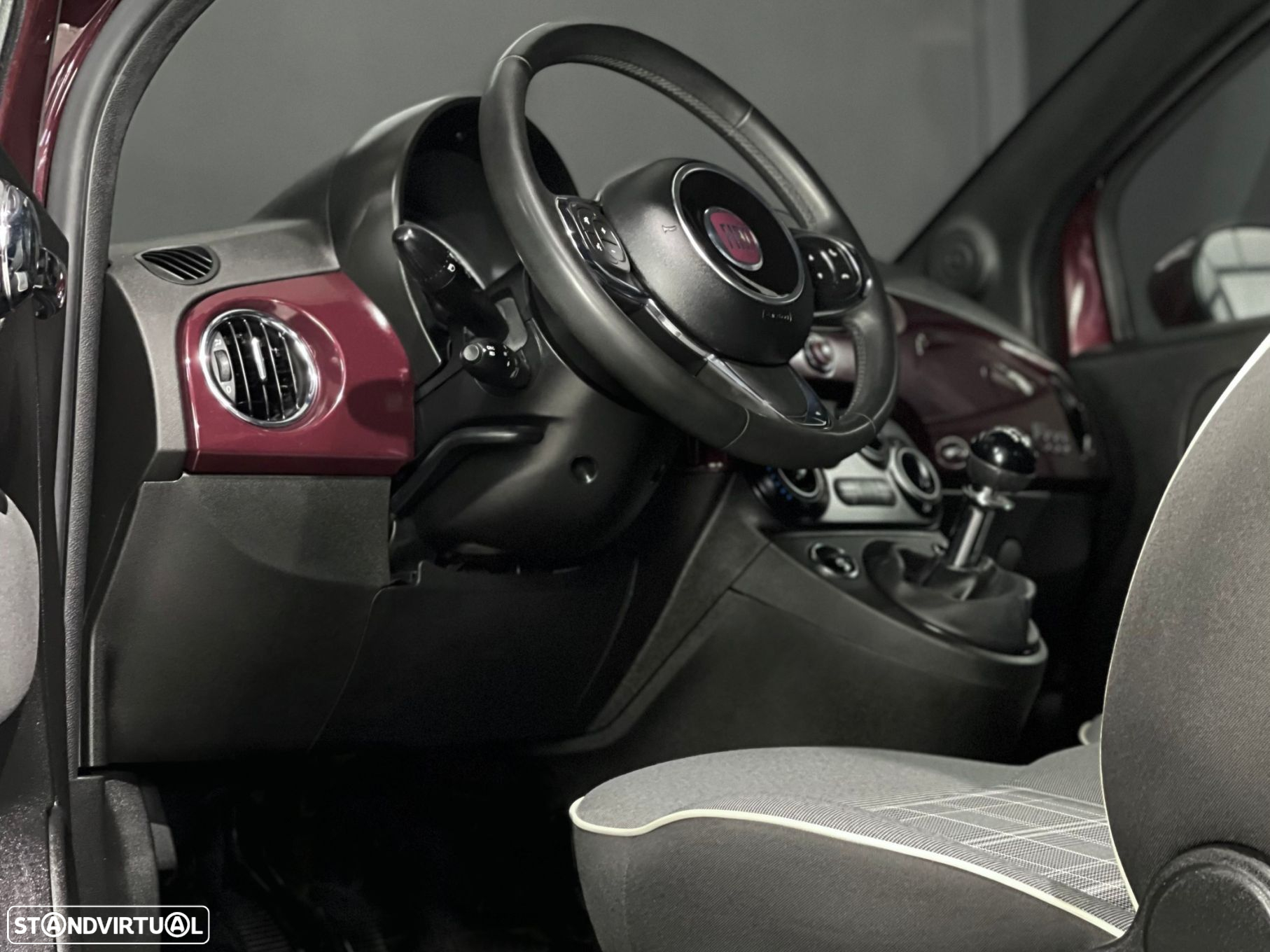 Fiat 500 1.0 Hybrid Lounge - 2