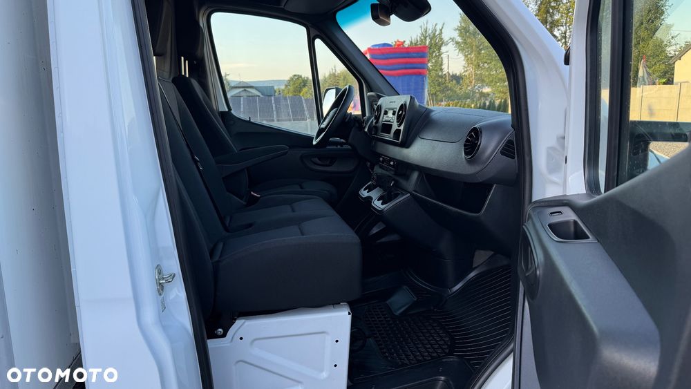 Mercedes-Benz Sprinter Salon Polska, 2.0 silnik, kontener chłodnia! Koła bliźniacze, JAK NOWY! - 32