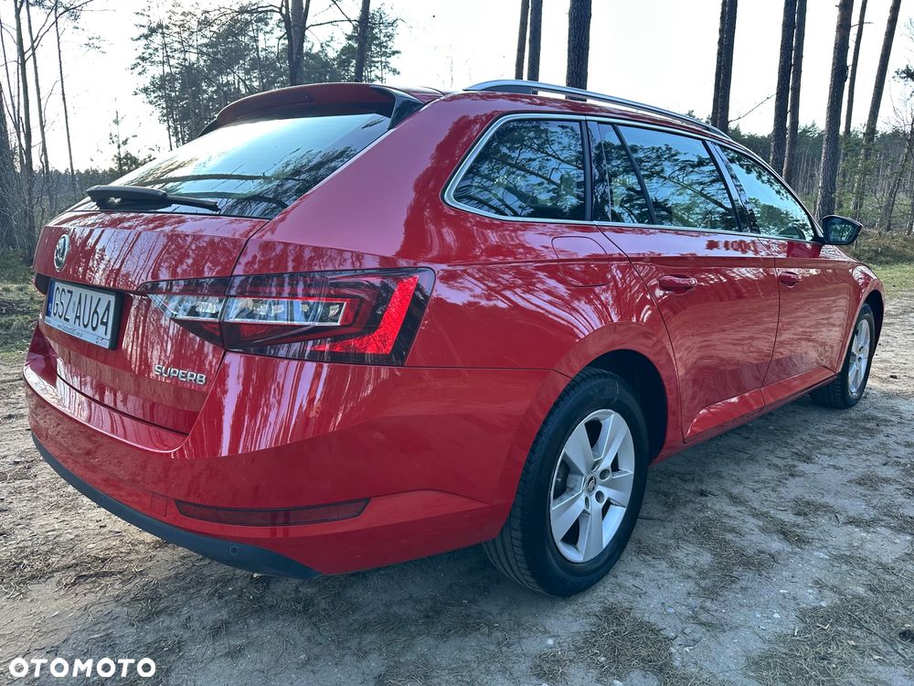 Skoda Superb 2.0 TDI Ambition - 9