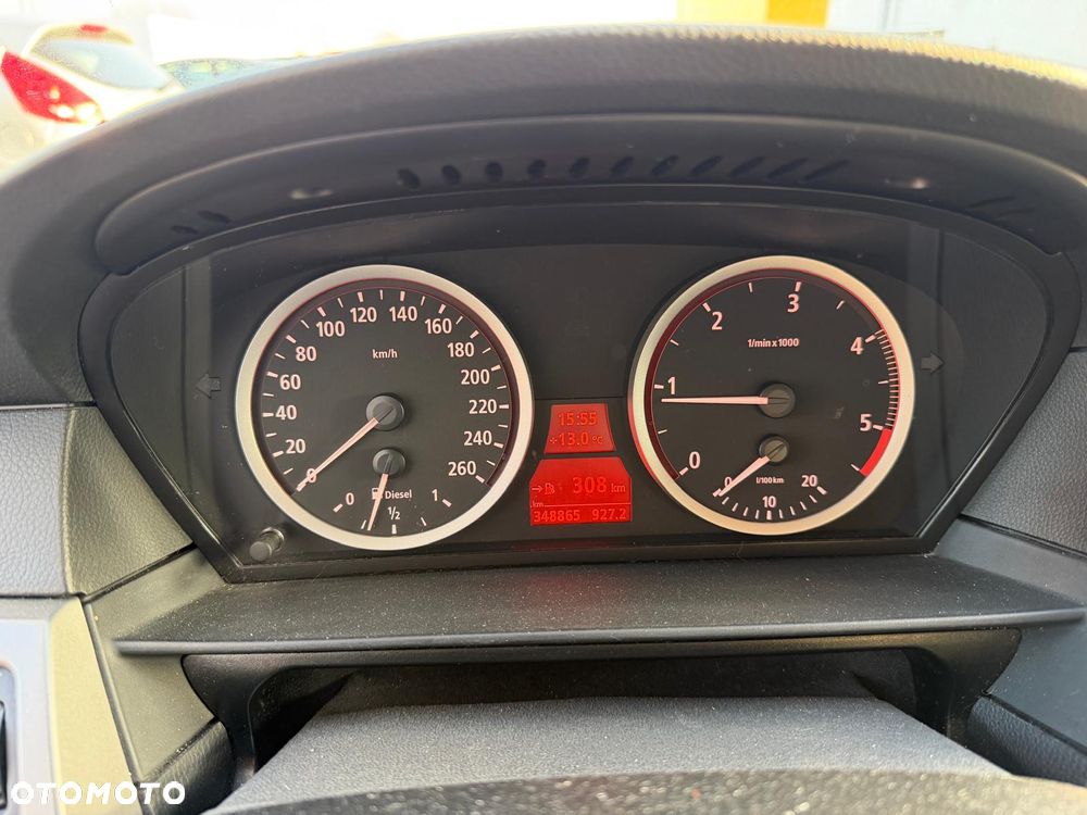 BMW Seria 5 520d - 17