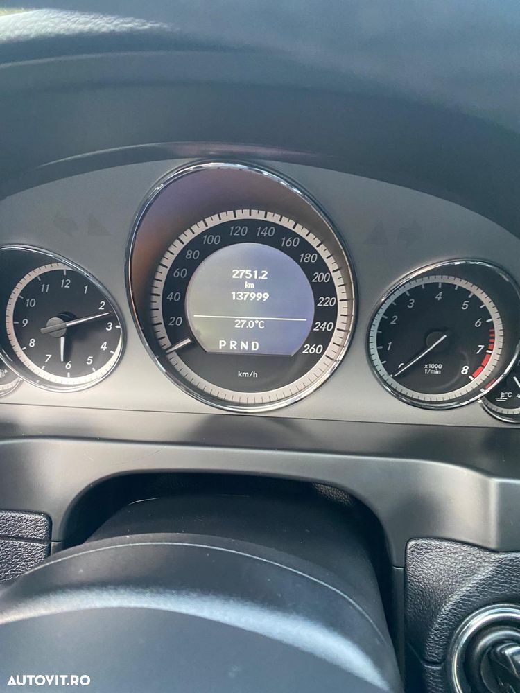 Mercedes-Benz E 250 BlueEFFICIENCY 7G-TRONIC Avantgarde - 7