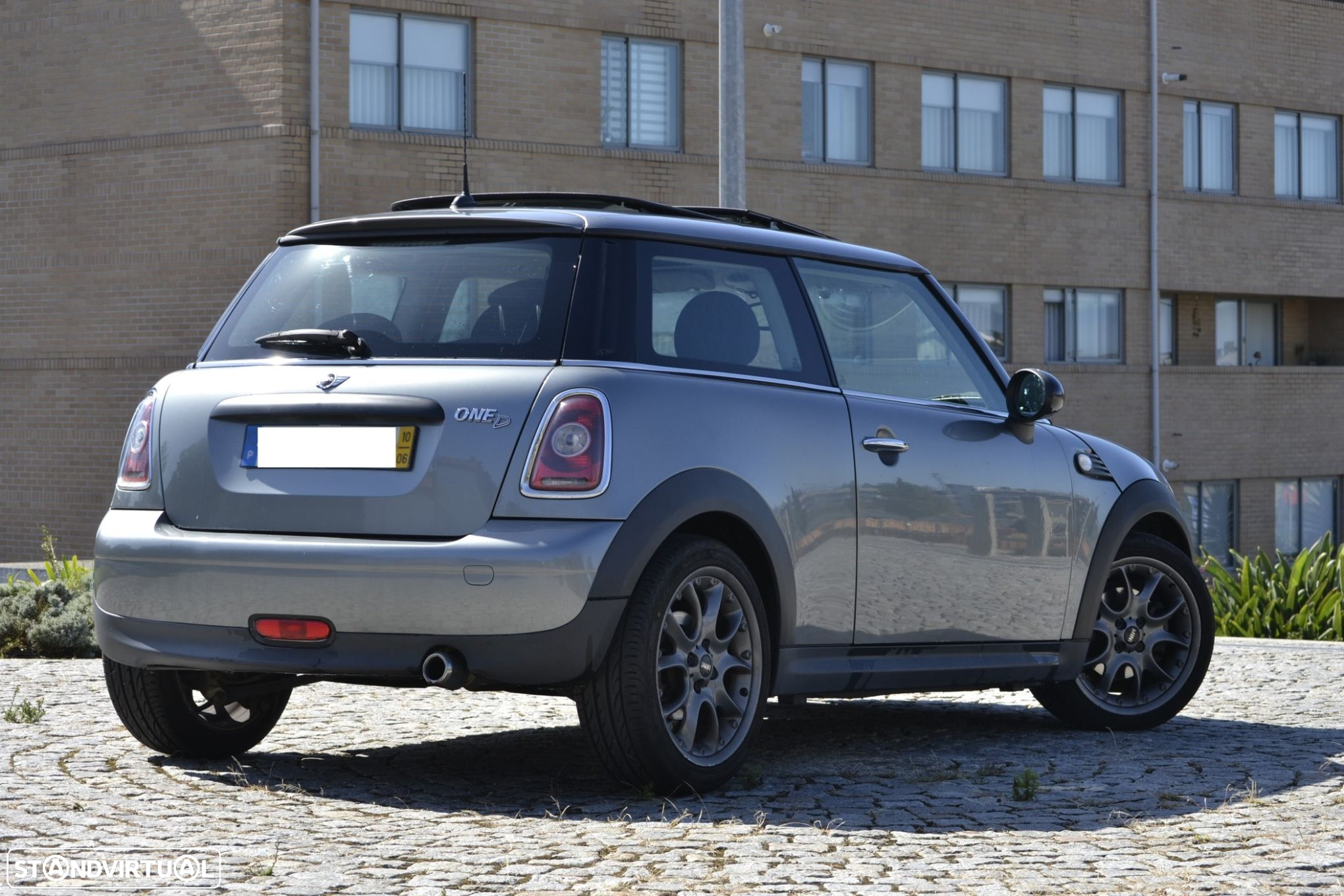 MINI 3 Portas One D - 4