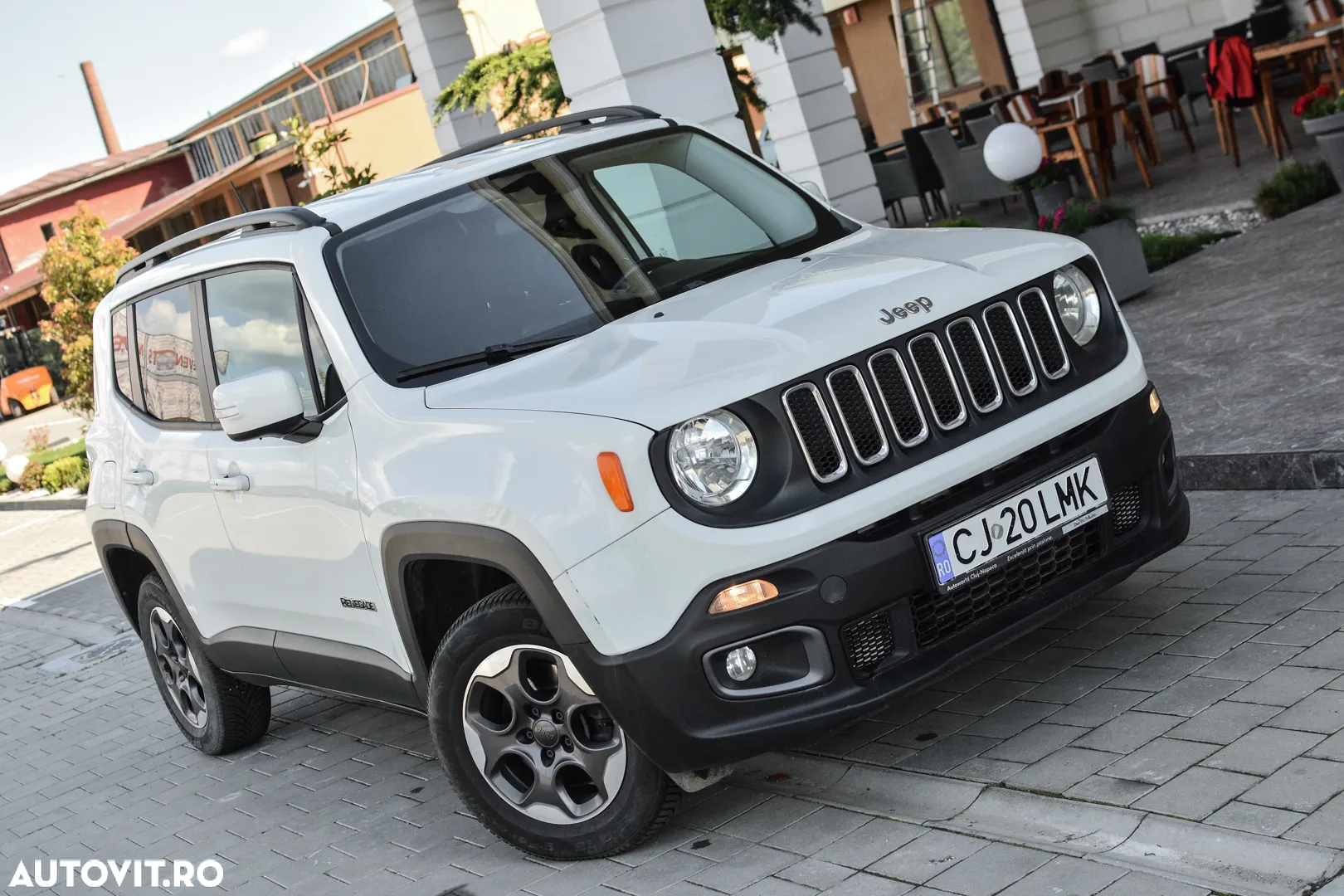 Jeep Renegade - 14
