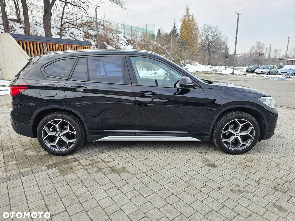 BMW X1 sDrive16d xLine - 4