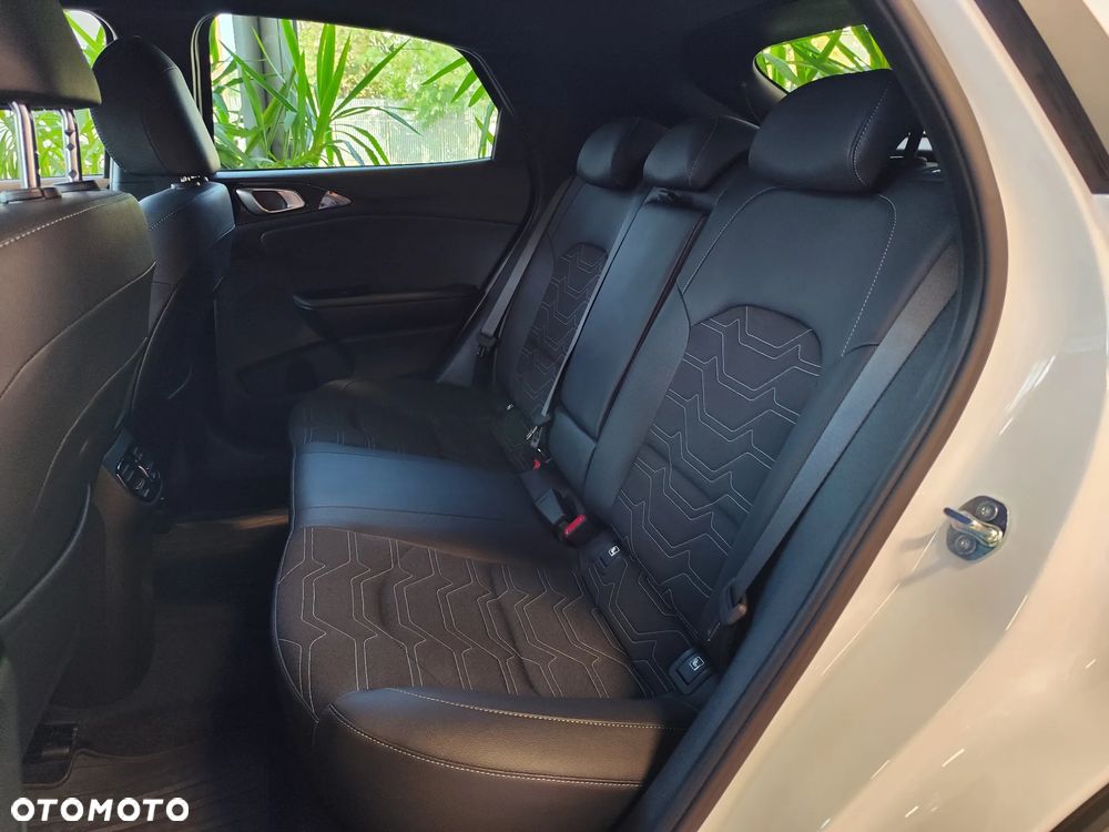 Kia XCeed 1.6 T-GDI Tribute DCT - 9