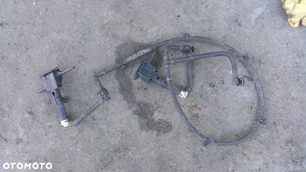 SUBARU FORESTER III SPRYSKIWACZE REFLEKTORÓW - 1