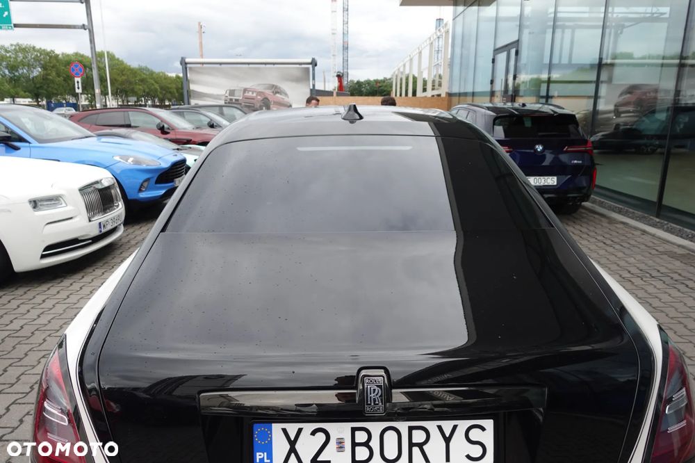 Rolls-Royce Ghost - 8