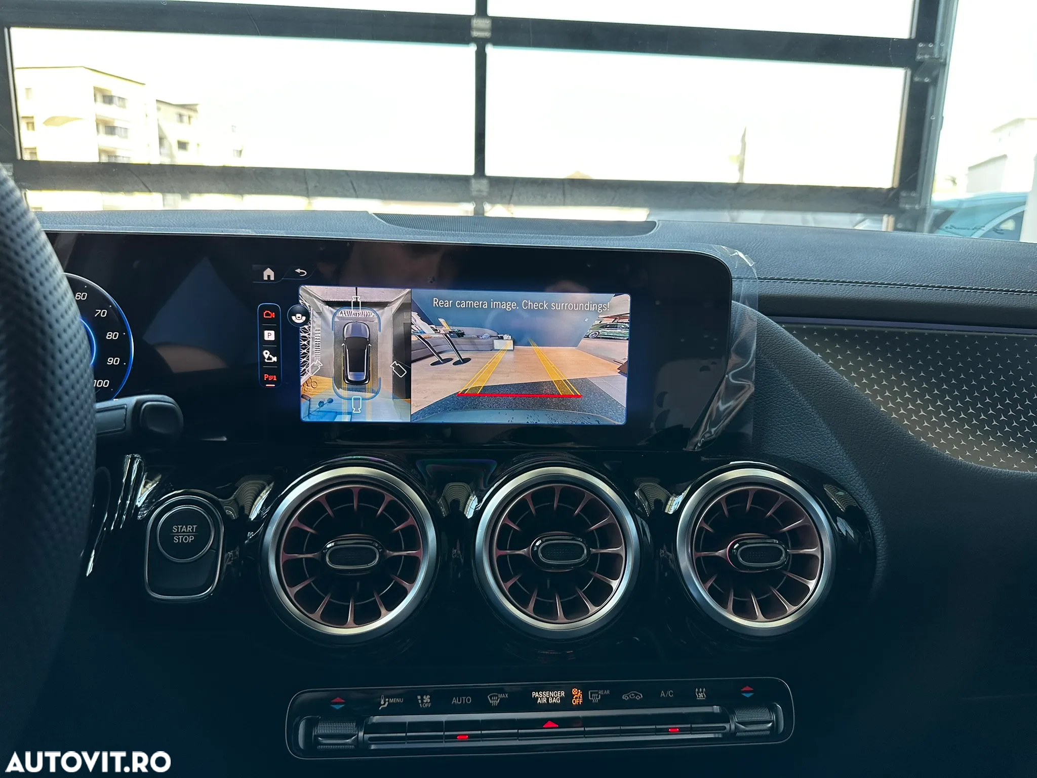 Mercedes-Benz EQA 300 4MATIC - 16