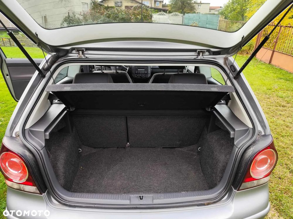 Volkswagen Polo - 9