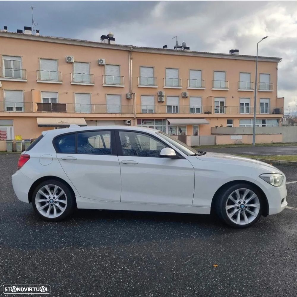 BMW 120 d Sport Line - 8