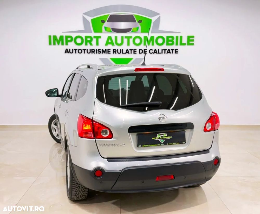 Nissan Qashqai+2 - 17