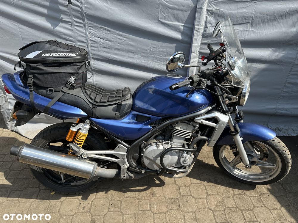 Kawasaki ER - 9