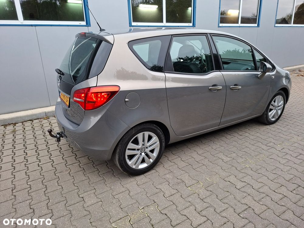 Opel Meriva - 18