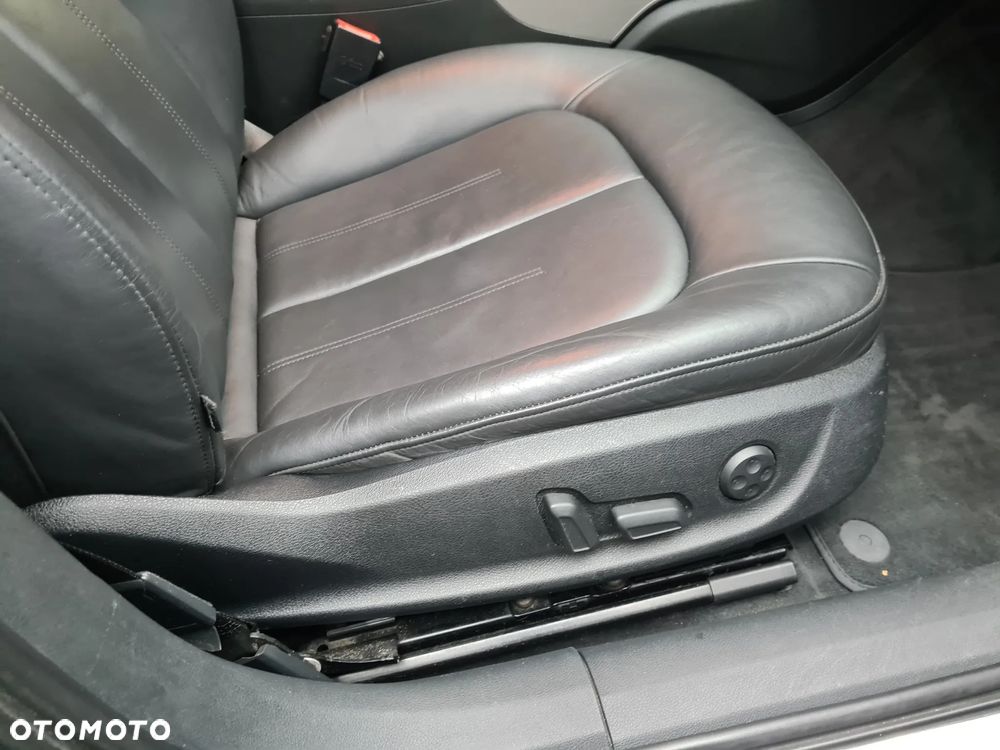 Audi A6 Avant 3.0 TDI DPF quattro S tronic sport selection - 12
