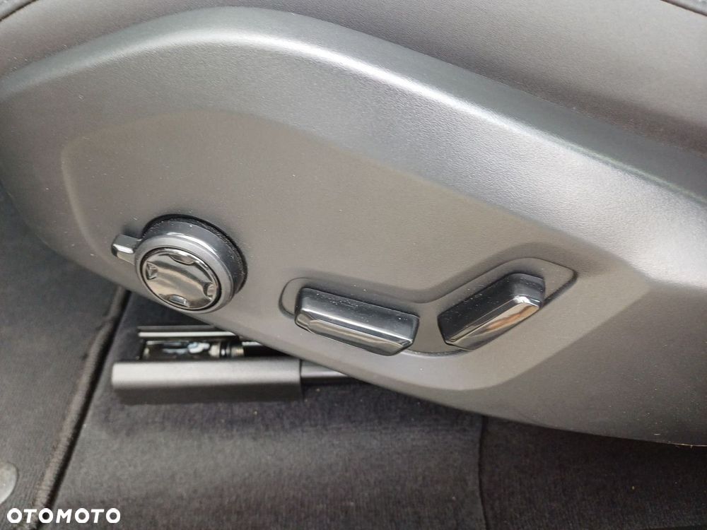 Volvo XC 60 - 21