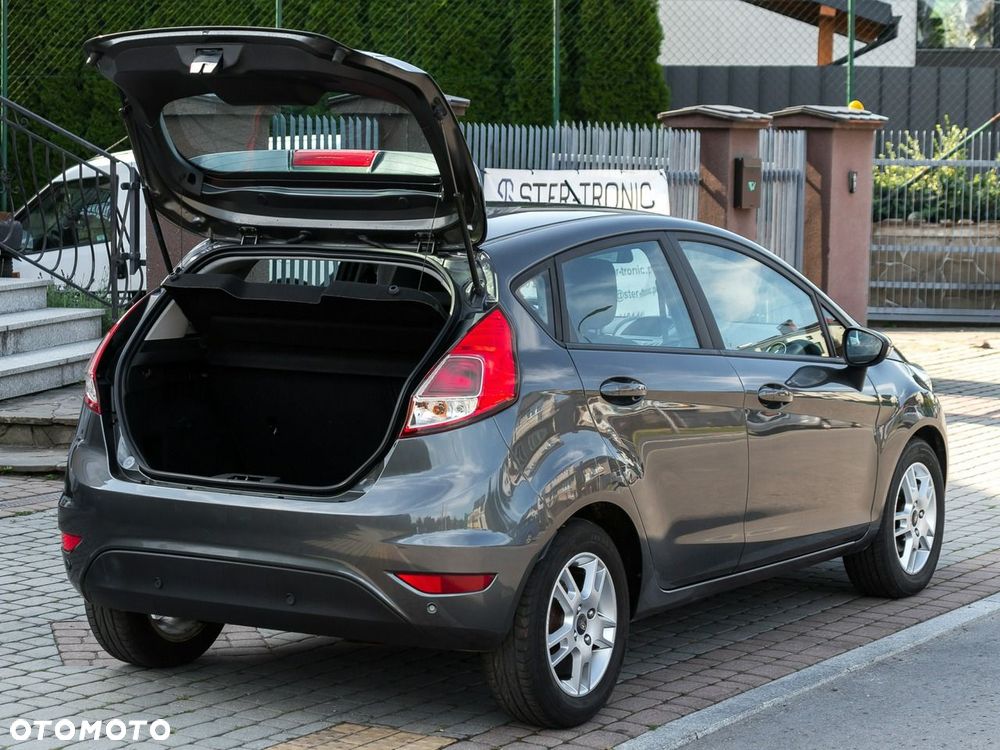 Ford Fiesta - 33