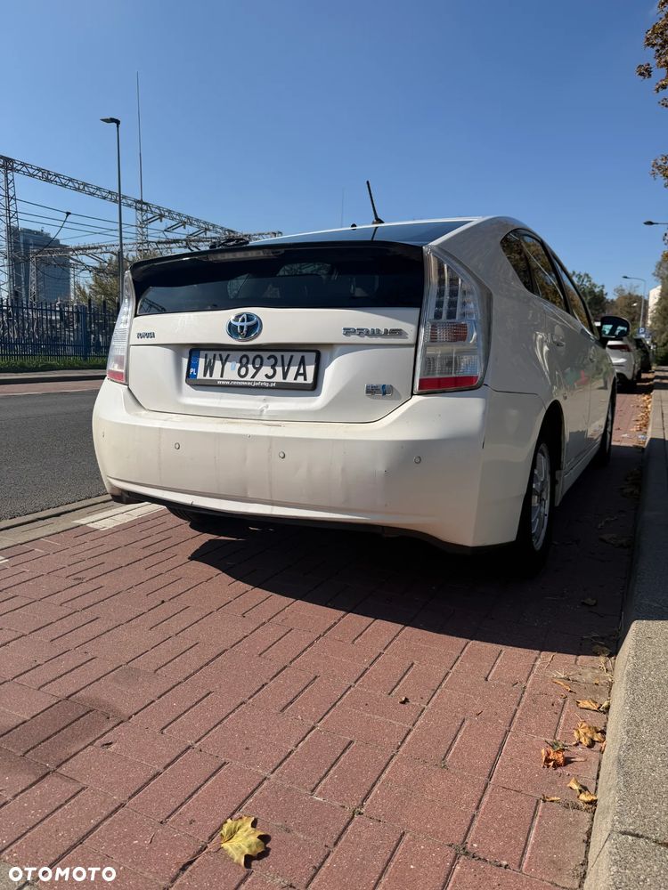 Toyota Prius - 18