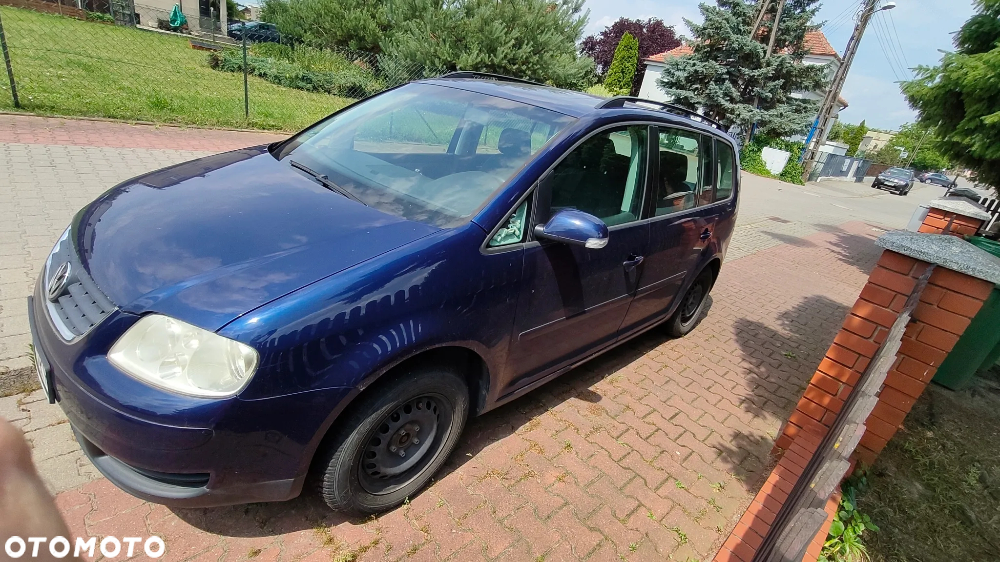 Volkswagen Touran 2.0 FSI Highline - 5