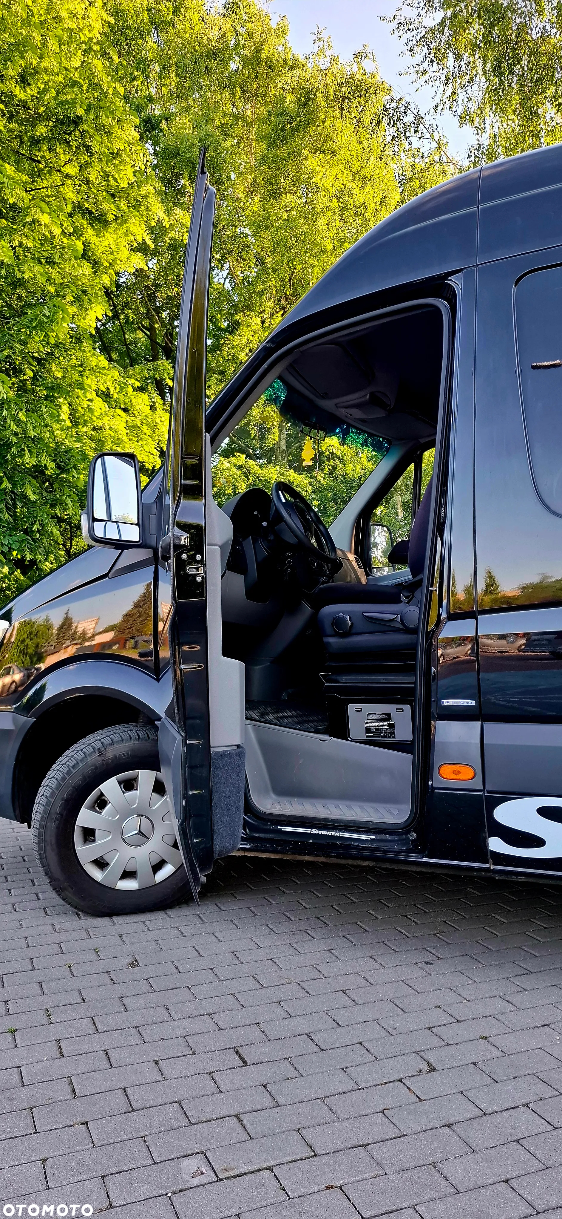 Mercedes-Benz Sprinter - 4