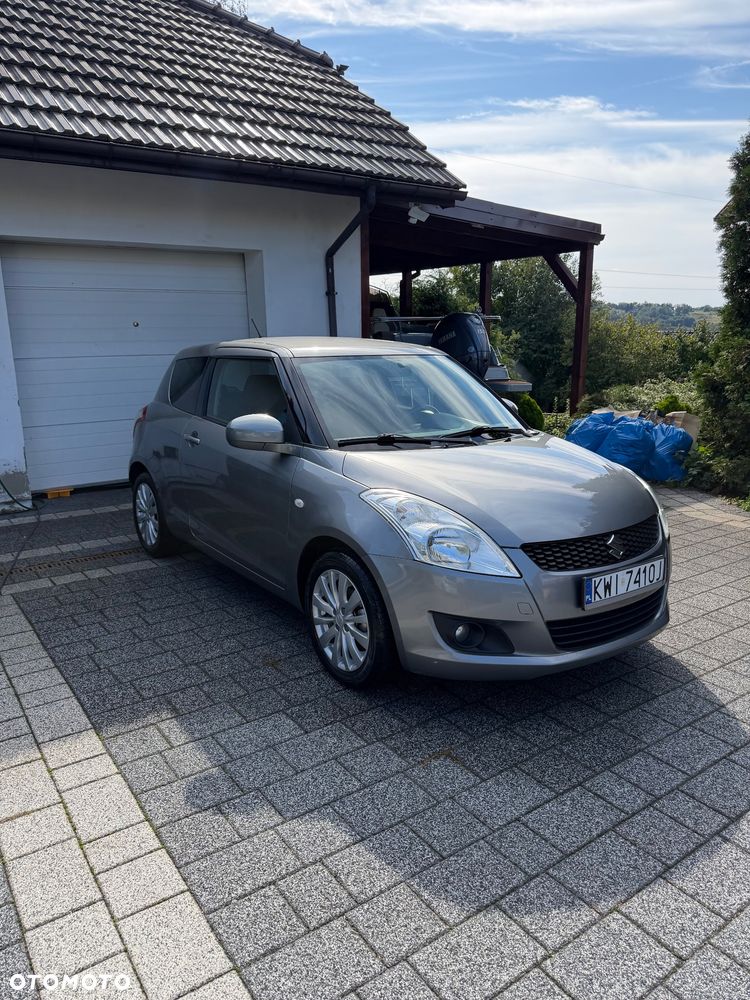 Suzuki Swift - 1
