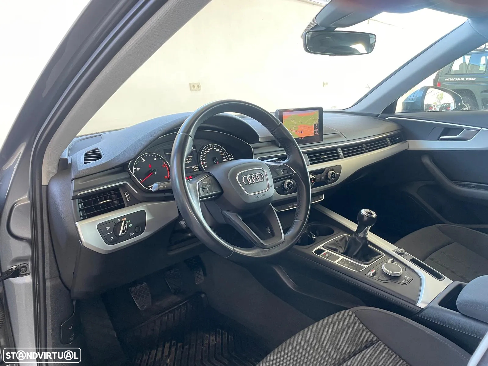Audi A4 Avant 2.0 TDI Business Line - 10