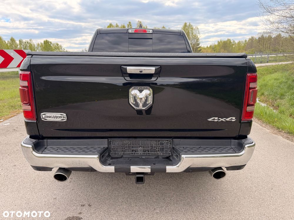 Dodge RAM - 12