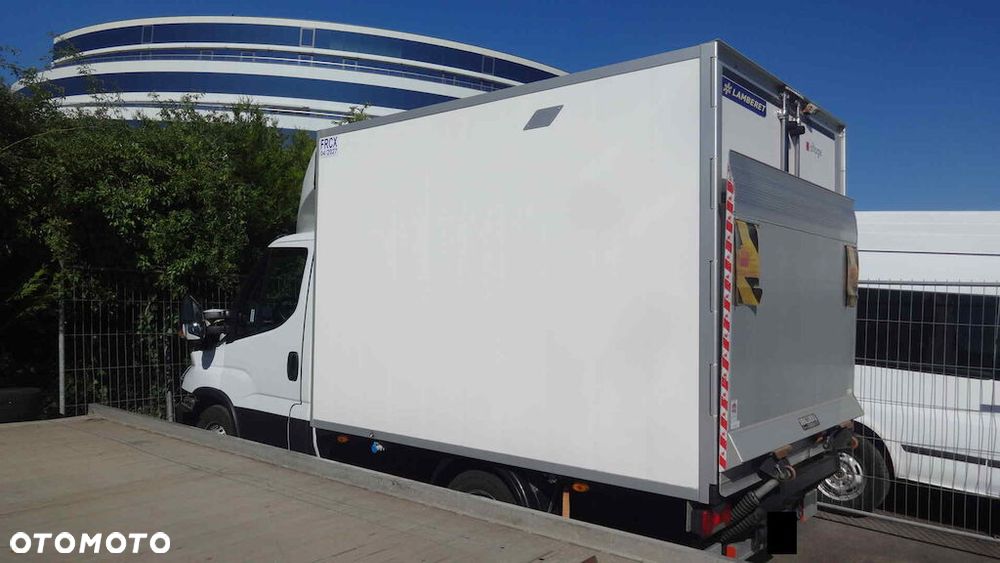 Iveco Daily 33 S 16 - 1