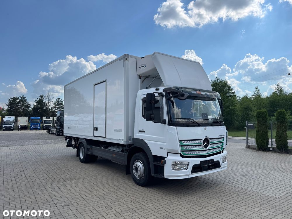 Mercedes-Benz ATEGO 1523 CHŁODNIA 6.35m Winda Z Niemiec - 9