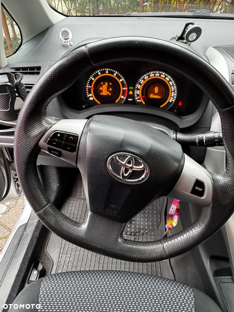 Toyota Auris 1.6 2010 - 7