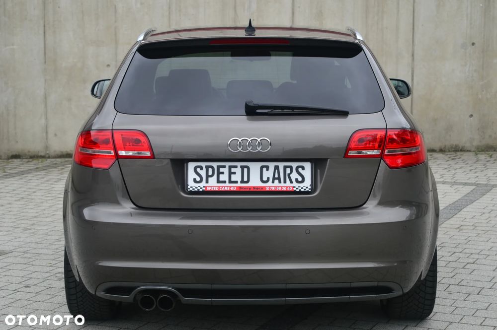 Audi A3 Sportback 2.0 TDI DPF quattro S line Sportpaket - 5