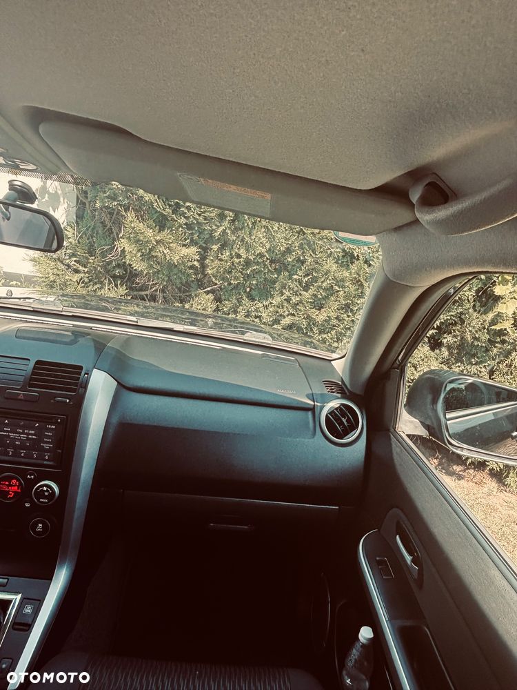 Suzuki Grand Vitara 1.9 DDiS Premium - 18